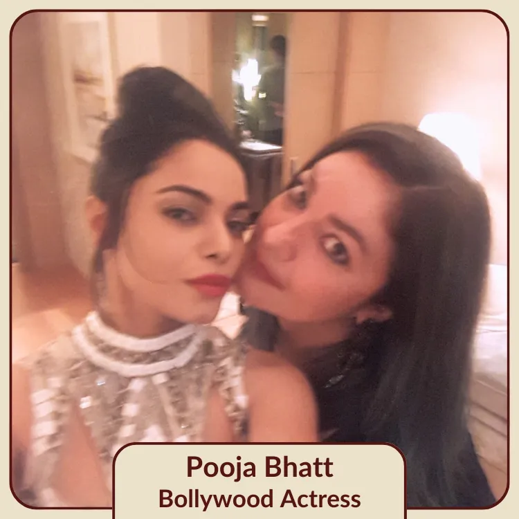 Kyrah Khan with Pooja Bhatt